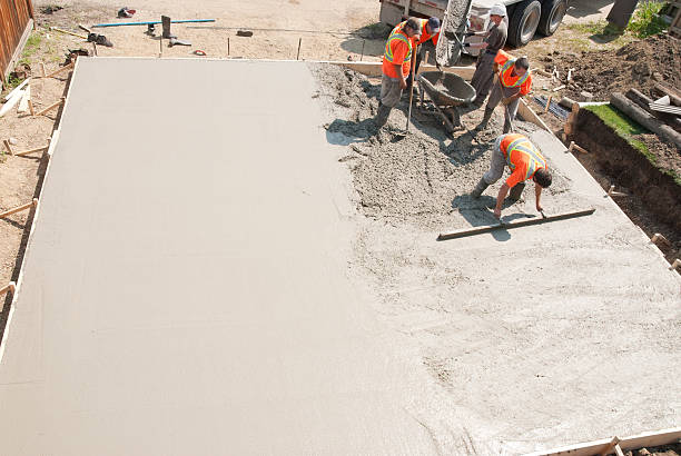 Best Commercial Concrete Contractor  in Sullivan, MO